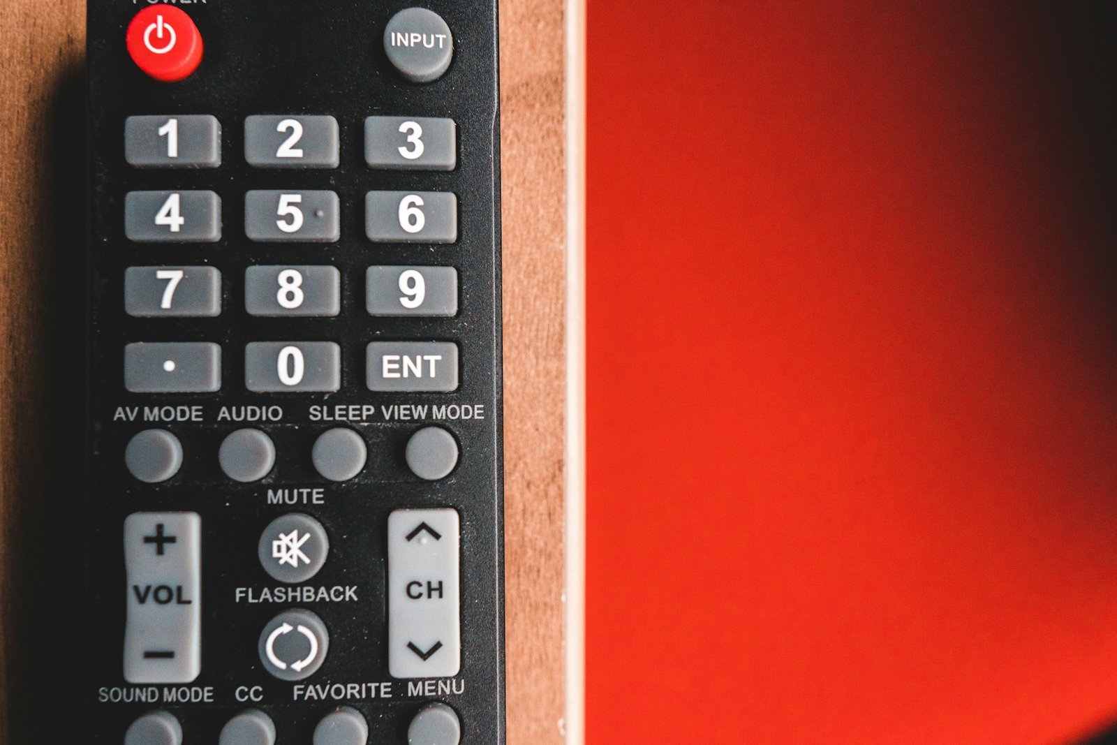 Problemas mais comuns em Smart TVs Philips e quando buscar uma assistência técnica